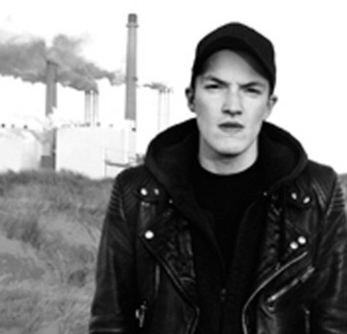 Accelerators go to Italy and do shows with The Queers